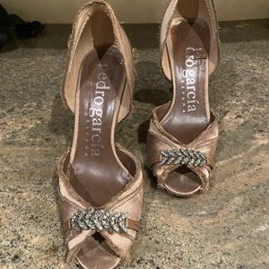 Pedro Garcia evening gold/copper heels